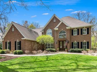 51271 Northill Ct, Granger, IN 46530