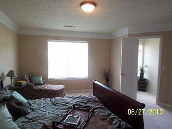 5th image of 1007 Yellow River Dr