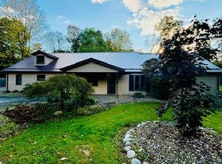 3072 Barclay Messerly Rd, Southington, OH 44470