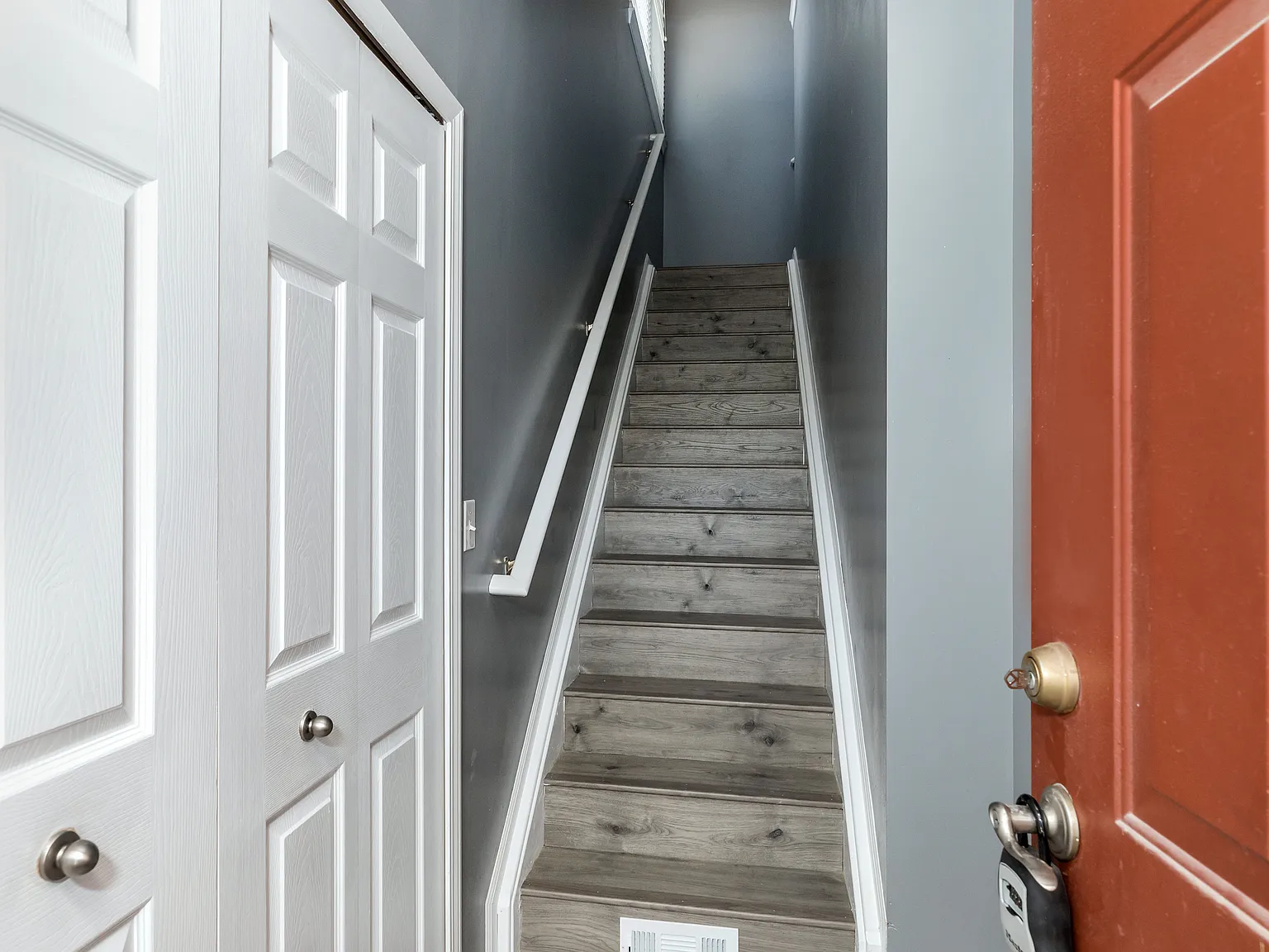 2 bed, 1246 sqft, $1,795 — Photo 2