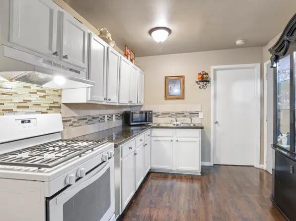 1116 N Coolidge Ave #A & B, Gonzales, LA 70737