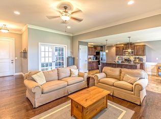 5614 Abercorn Dr, Columbia, MO 65203