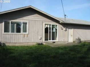 2557 L St, Springfield, OR 97477