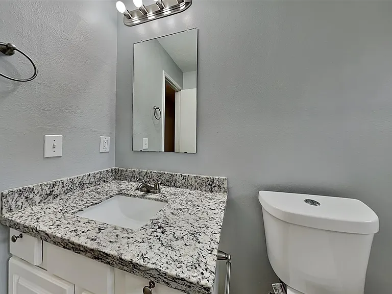 26010 Richards Rd — Photo 18