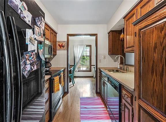4th image of 7458 Nall Ave