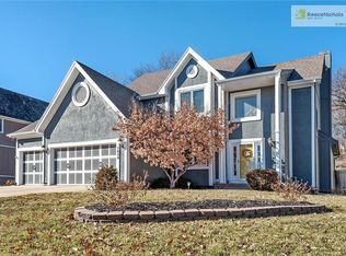 7630 Constance St, Lenexa, KS 66216