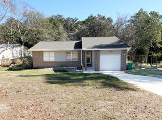 583 Woodlow Rd, Niceville, FL 32578