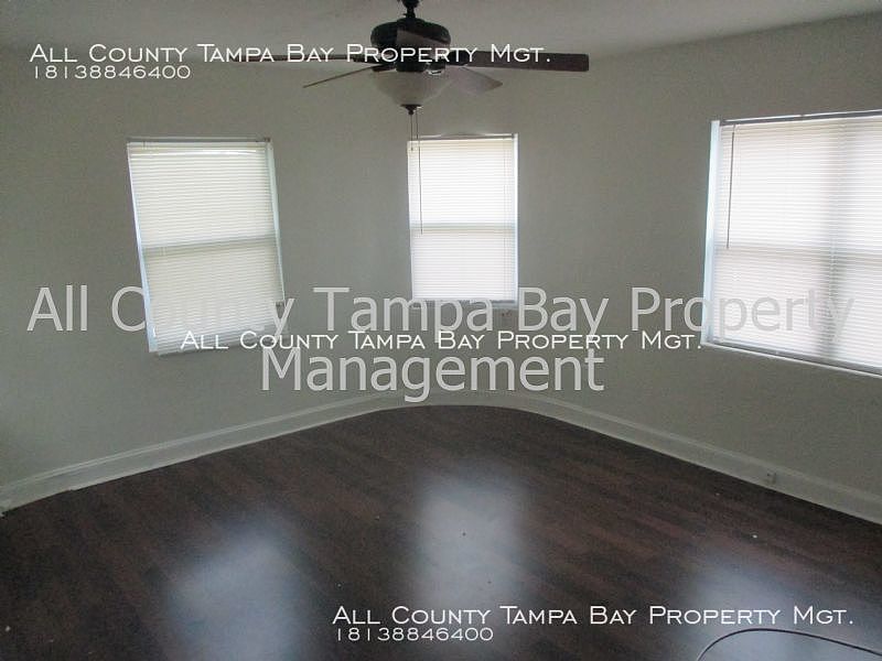 2nd image of 2801 North Blvd