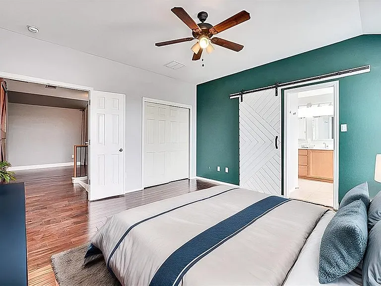 11129 Persimmon Gap Dr — Photo 19