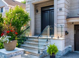 316 Churchill Ave, Toronto, ON M2R1E7