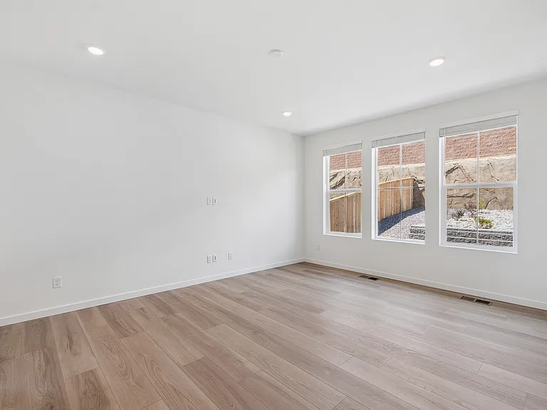 7327 S Yank Ct — Photo 16