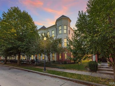 3400 Civic Green Dr, Saint Charles, MO, 63301