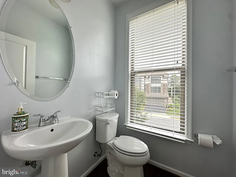 23451 Epperson Sq — Photo 24