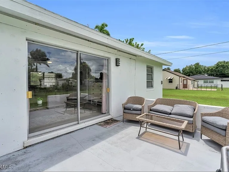 1661 Coronado Rd — Photo 40
