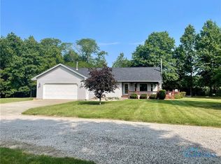 21295 Kammeyer Rd, Defiance, OH 43512