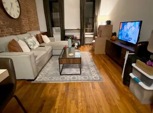 1696 2nd Ave #R3, New York, NY 10128