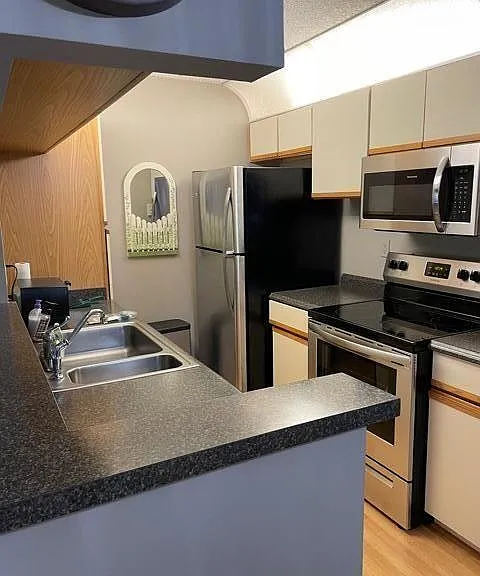 2502 SE Anchorage Cv #E-1 — Photo 13