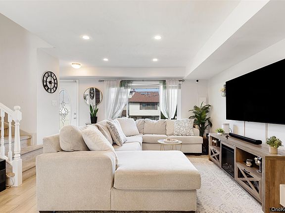 5th image of 40 Raily Ct