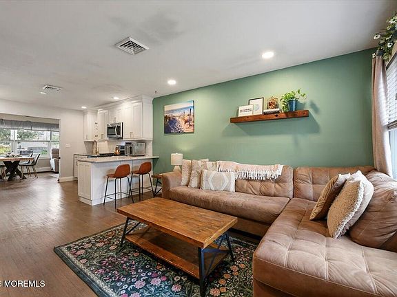 5th image of 606 Highland Drive