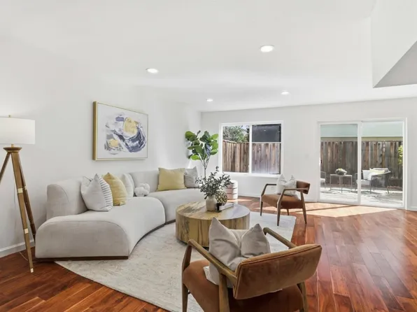 320 Pine Wood Ln, Los Gatos, CA 95032