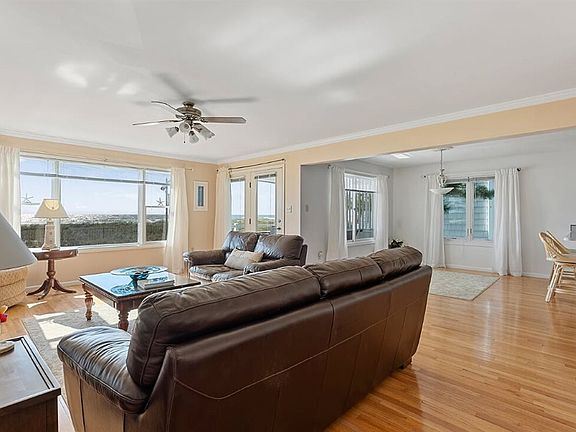 5th image of 3803 Pleasure Ave #1