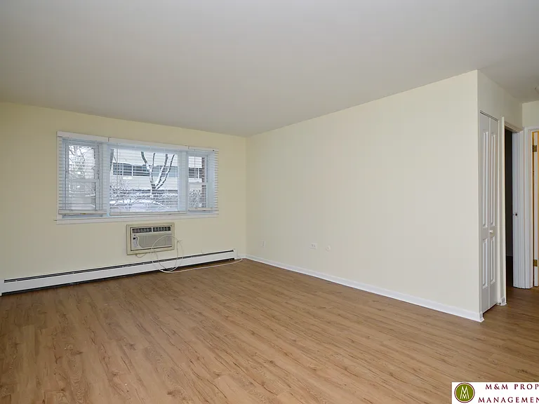 315 N Maple — Photo 34