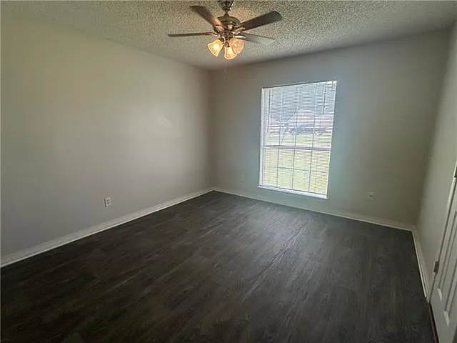 130 S Cherrywood Ln — Photo 12