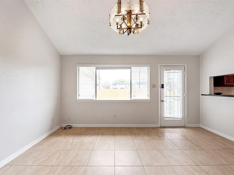 16419 Lost Quail Dr — Photo 12