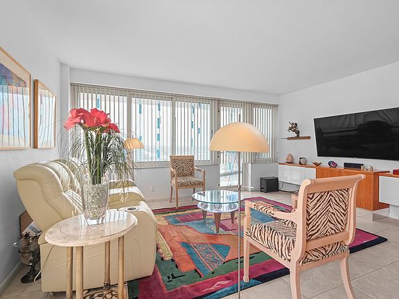 3rd image of 3233 NE 34th Street #1609