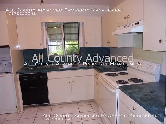 2nd image of 1375 Admiral Woodson Ln