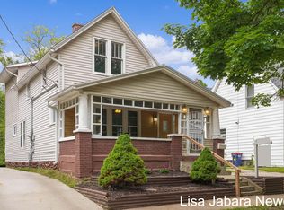 29 Travis St NE, Grand Rapids, MI 49505