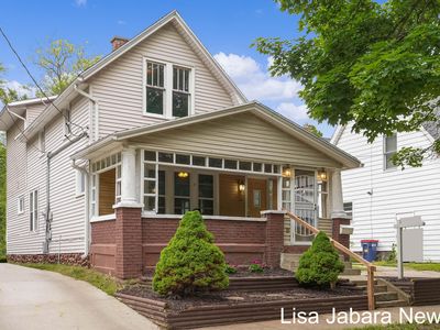 29 Travis St NE, Grand Rapids, MI, 49505