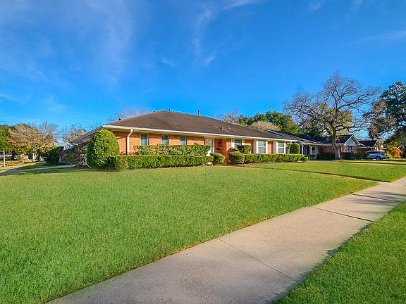 2nd image of 8807 Bintliff Dr