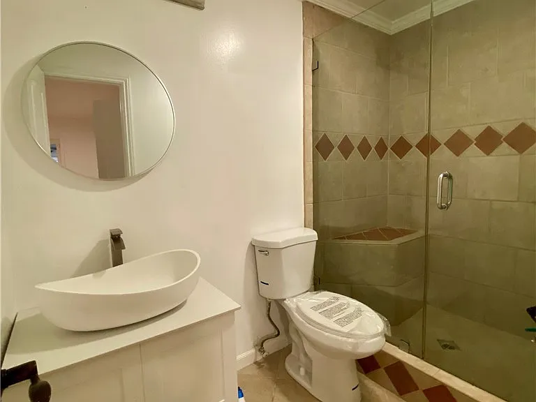 310 N Jackson St #104 — Photo 13