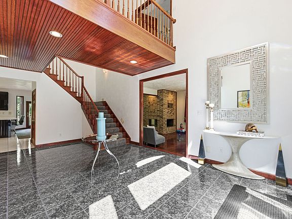 4th image of 3409 Lashan Dr