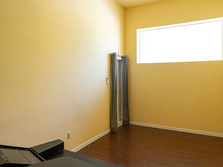 633 Museum Dr — Photo 40