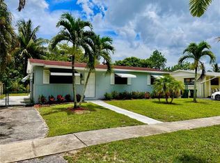 560 SW 51st Ave, Pompano Beach, FL 33068