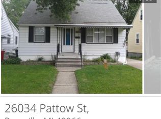 26034 Pattow St, Roseville, MI 48066