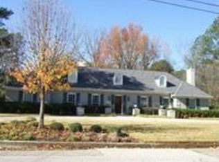 2120 Applewood St, Tupelo, MS 38804