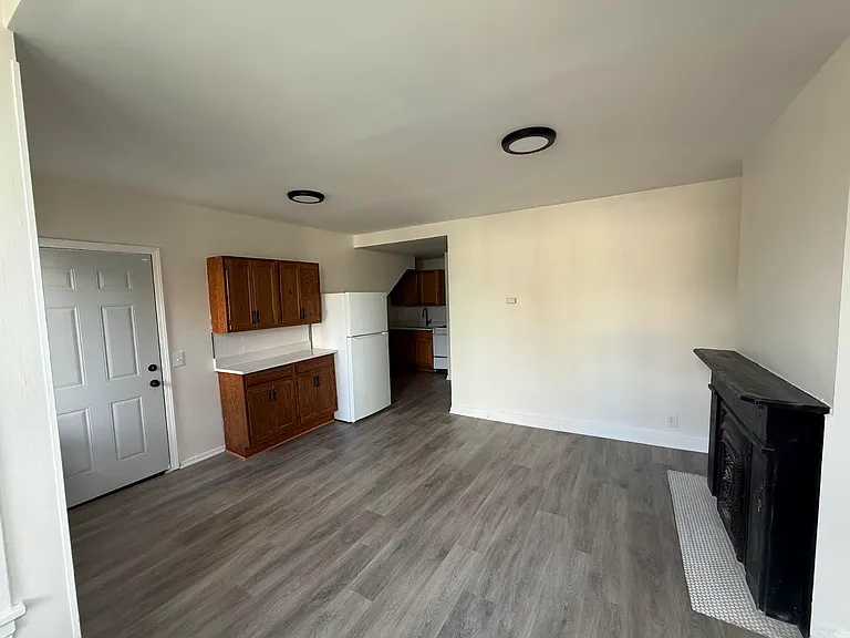 359 Maria Ave #2 — Photo 2