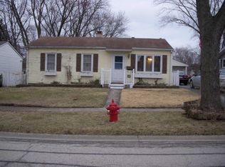 319 Rosewood Ave, Buffalo Grove, IL 60089