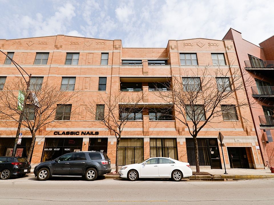1st image of 2040 W Belmont Ave APT 202