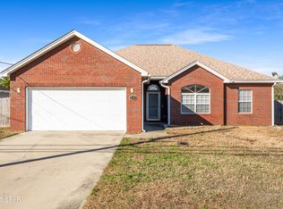 2735 Ten Acre Rd, Panama City, FL 32405