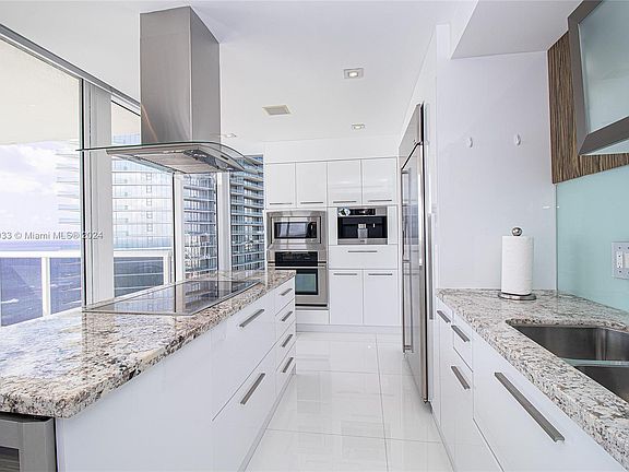 3rd image of 19111 Collins Ave APT 2808