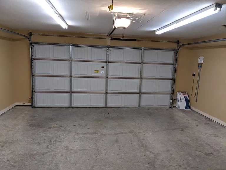 5805 Thompson Pl — Photo 33