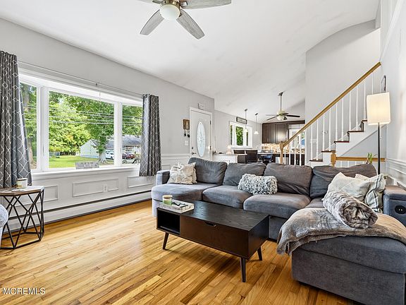 5th image of 14 Lynn Drive
