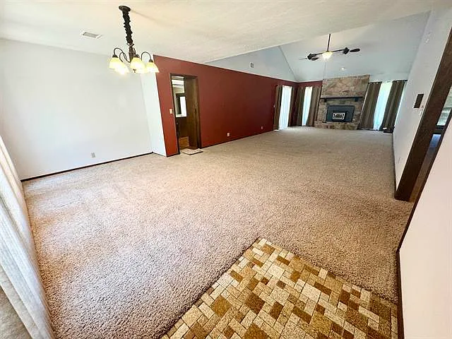 2901 Old Mallard Rd — Photo 4