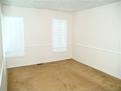 2nd image of 2810 Glenmare St