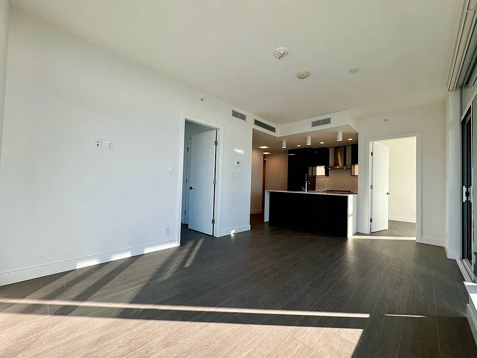 6511 Sussex Ave #3308