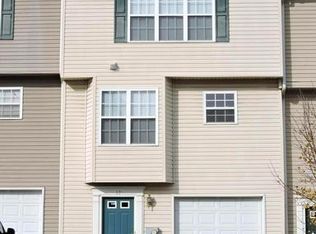 17 Mistala Ct, Inwood, WV 25428